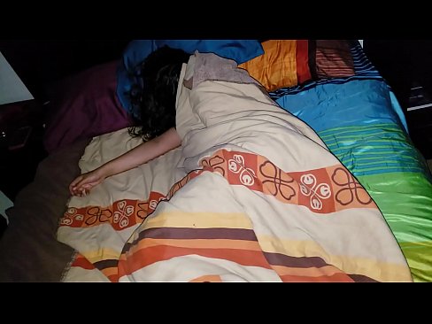 ❤️ Nevlastný syn nadáva svojej mladej nevlastnej matke, zatiaľ čo ona spí. Kvalitný sex na sk.cbddeluxe.top ☑